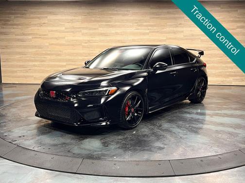 Crystal Black Pearl 2024 Honda Civic Type R