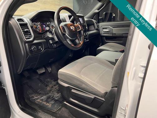 Bright White Clearcoat 2021 RAM 2500 Big Horn Crew Cab 4x4 6'4' Box