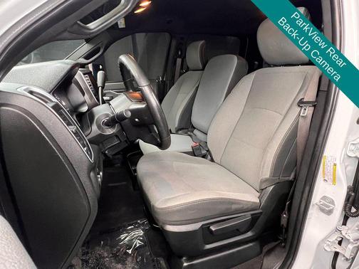 Bright White Clearcoat 2021 RAM 2500 Big Horn Crew Cab 4x4 6'4' Box