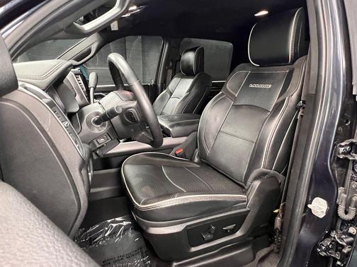 Granite Crystal Metallic Clearcoat 2024 RAM 2500 Laramie Crew Cab 4x4 6'4' Box