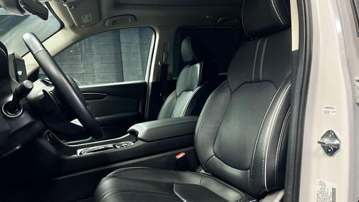 Platinum White 2025 Honda Pilot Elite