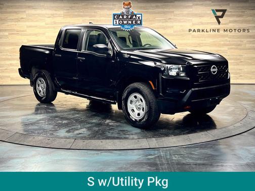 Super Black 2024 Nissan Frontier S