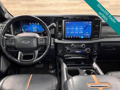 Star White Metallic Tri-Coat 2023 Ford F-250 Platinum