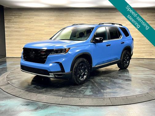 Diffused Sky Pearl 2025 Honda Pilot TrailSport