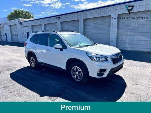 Crystal White Pearl 2021 Subaru Forester Premium
