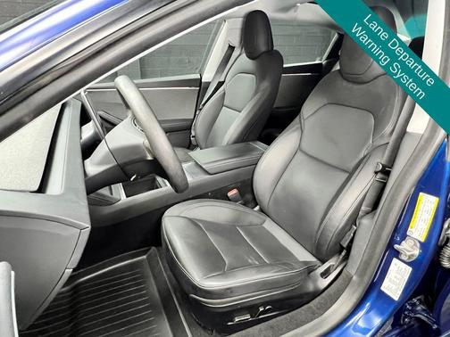 Deep Blue Metallic 2024 Tesla Model 3 Long Range