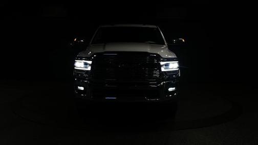 2022 RAM 2500 Laramie Crew Cab 4x4 6'4' Box