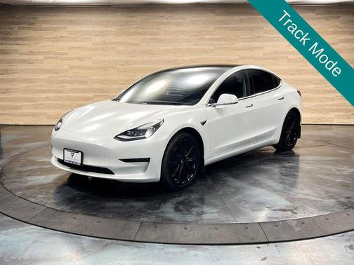 Pearl White Multi-Coat 2020 Tesla Model 3 Performance