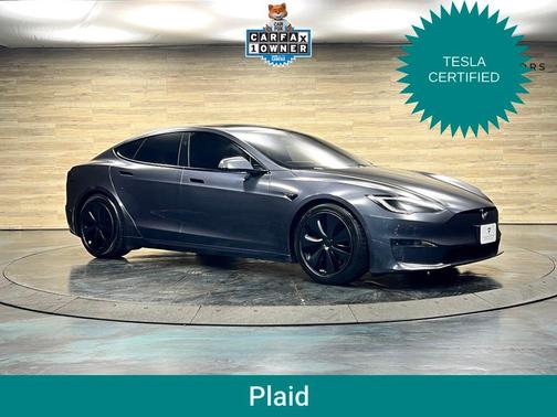 Stealth Grey 2023 Tesla Model S Plaid
