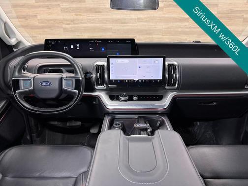 Agate Black Metallic 2025 Ford Expedition Max Platinum