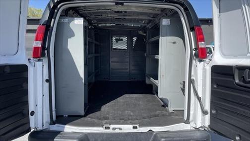 2022 GMC Savana 2500 Work Van