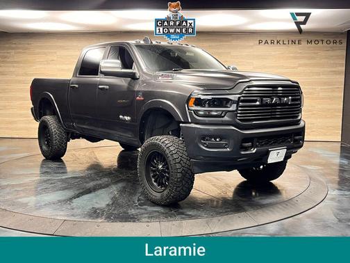Granite Crystal Metallic Clearcoat 2022 RAM 2500 Laramie Crew Cab 4x4 6'4' Box