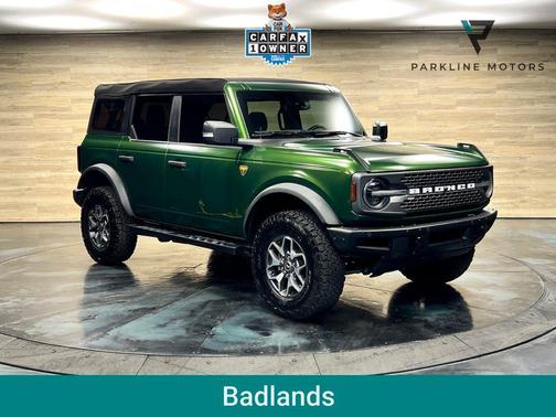 Eruption Green Metallic 2023 Ford Bronco Badlands