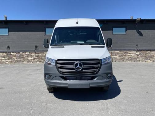 2021 Mercedes-Benz Sprinter 4500 High Roof V6