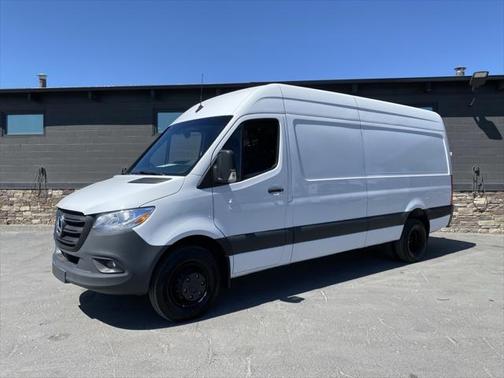 2021 Mercedes-Benz Sprinter 4500 High Roof V6