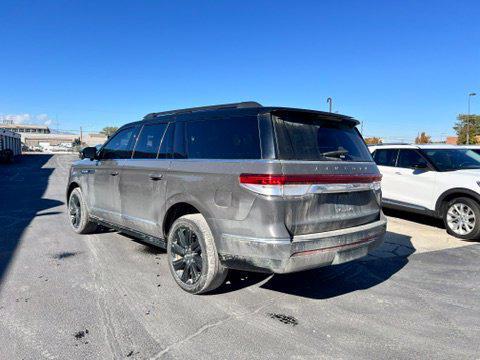 Chroma Caviar Dark Gray Metallic Clearcoat 2024 Lincoln Navigator Black Label