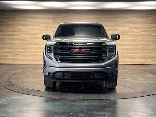 Sterling Metallic 2025 GMC Sierra 1500 AT4