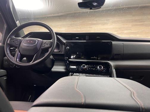 Sterling Metallic 2025 GMC Sierra 1500 AT4