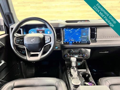 Azure Gray Metallic Tri-Coat 2025 Ford Bronco Big Bend