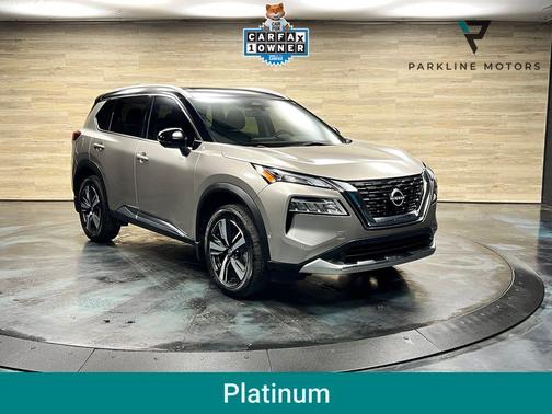 Champagne Silver Metallic/Super Black 2023 Nissan Rogue Platinum
