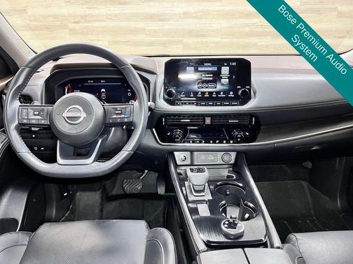 Champagne Silver Metallic/Super Black 2023 Nissan Rogue Platinum