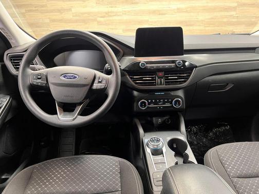 Silver Metallic 2025 Ford Escape Active