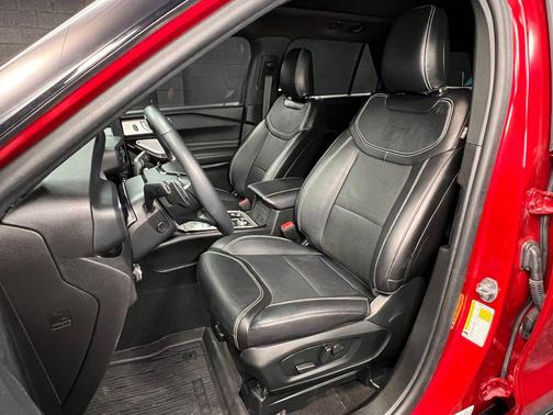 Rapid Red Metallic Tinted Clearcoat 2024 Ford Explorer ST