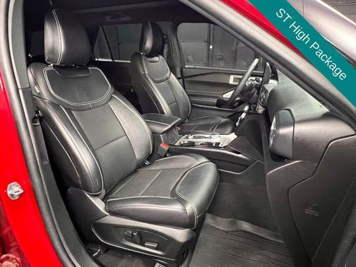 Rapid Red Metallic Tinted Clearcoat 2024 Ford Explorer ST