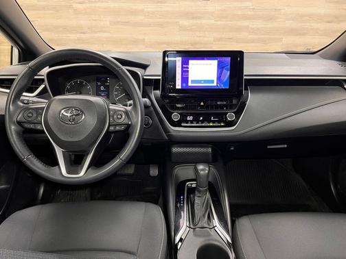 Ice Cap 2024 Toyota Corolla SE