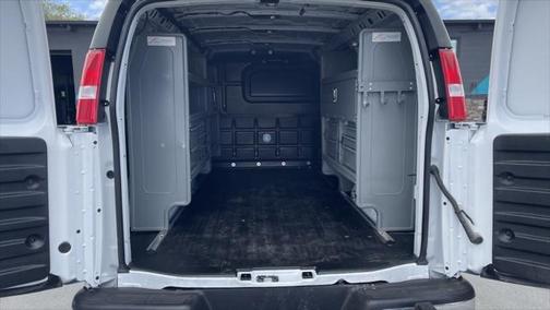 2024 Chevrolet Express 2500 RWD 2500 Regular Wheelbase WT