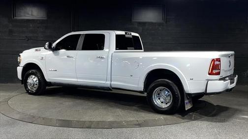 2022 RAM 3500 Limited Crew Cab 4x4 8' Box