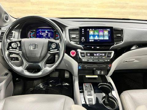 Modern Steel Metallic 2019 Honda Pilot Elite