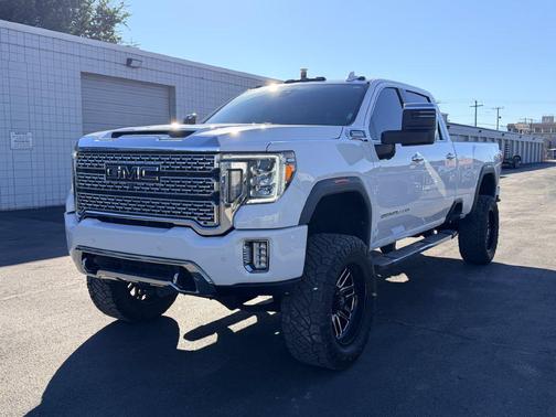 Summit White 2021 GMC Sierra 2500 Denali