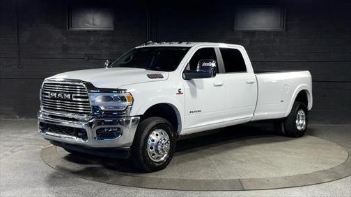 2024 RAM 3500 Laramie Crew Cab 4x4 8' Box
