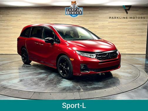 Radiant Red Metallic II 2025 Honda Odyssey Sport-L