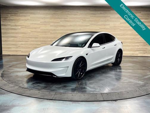 Pearl White Multi-Coat 2025 Tesla Model 3 Performance