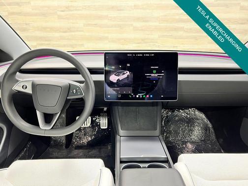 Pearl White Multi-Coat 2025 Tesla Model 3 Performance