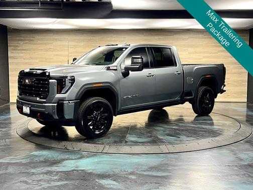 Sterling Metallic 2025 GMC Sierra 2500 AT4