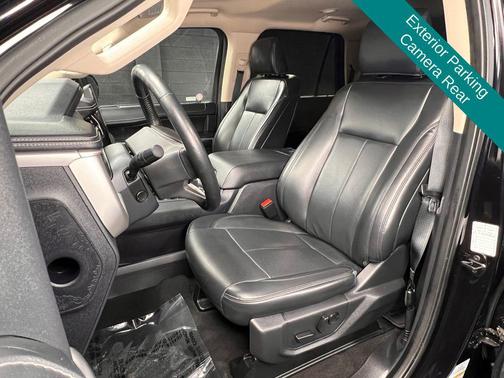 Black Metallic 2024 Ford Expedition XLT