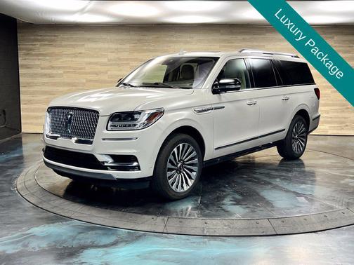 Ceramic Pearl 2021 Lincoln Navigator Reserve