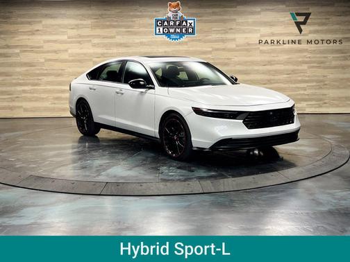 Platinum White Pearl 2025 Honda Accord Hybrid Sport-L