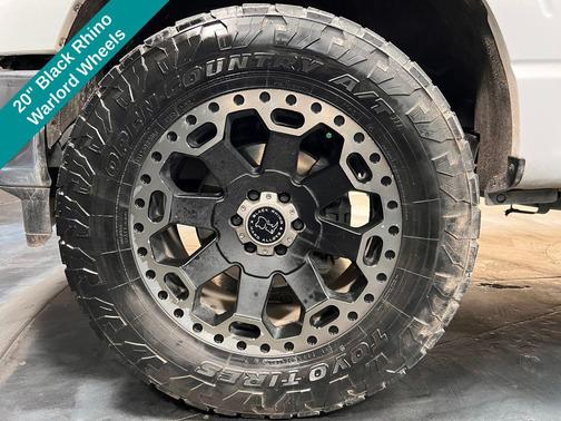 Oxford White 2022 Ford F-150 Lariat