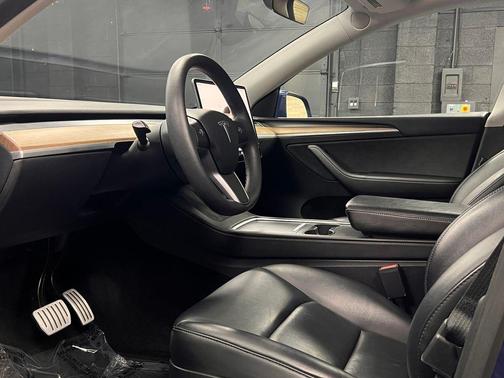Deep Blue Metallic 2023 Tesla Model Y Performance Dual Motor All-Wheel Drive