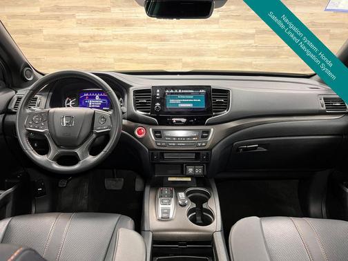 Platinum White Pearl 2023 Honda Passport AWD TrailSport