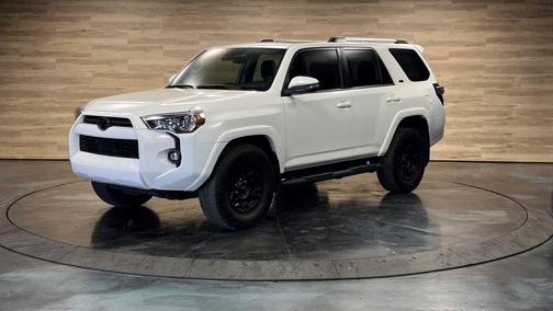 Ice Cap 2023 Toyota 4Runner SR5 Premium