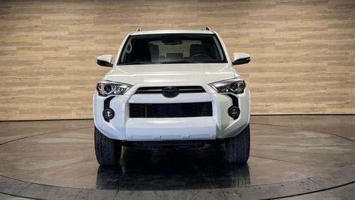 Ice Cap 2023 Toyota 4Runner SR5 Premium