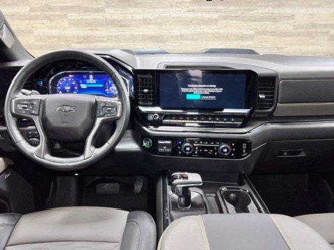 Summit White 2025 Chevrolet Silverado 1500 ZR2