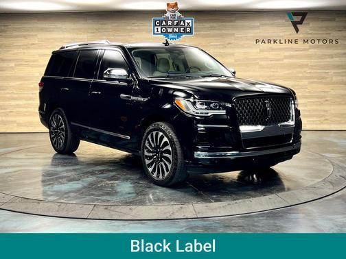 Infinite Black Metallic Clearcoat 2024 Lincoln Navigator Black Label
