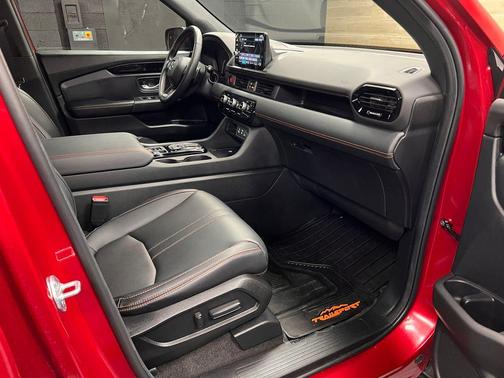 Radiant Red Metallic II 2025 Honda Pilot TrailSport