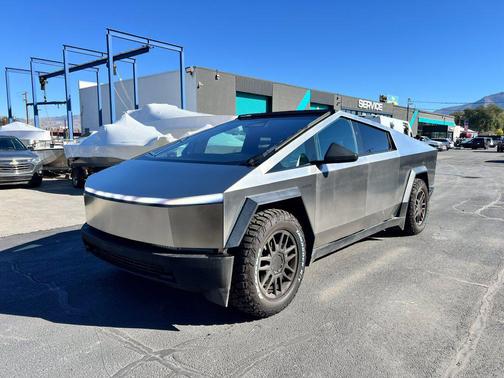 Stainless Steel 2024 Tesla Cybertruck Cyberbeast